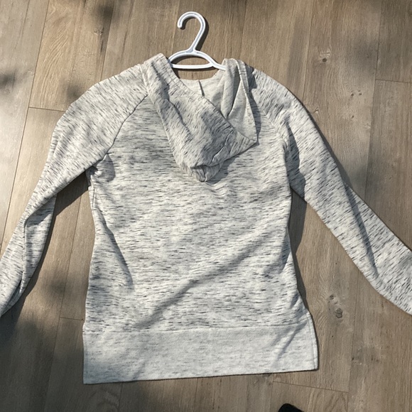 Grey long sleeve with tie up lacing at the neck - Picture 2 of 2